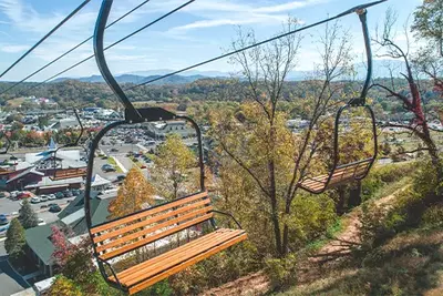 Horizon Skyride chairlift 