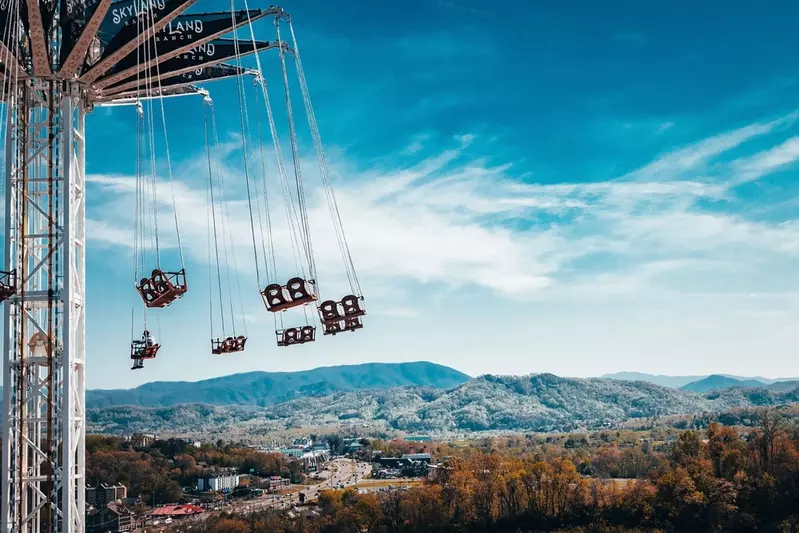 WagonWheeler Swing Tower with mountain views